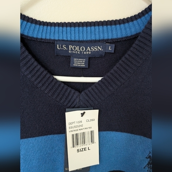 U.S Polo Assoc. Men's Large Sweater - Picture 3 of 5